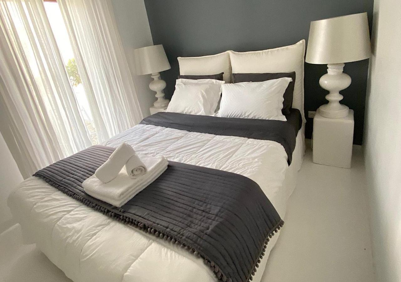 Myconian Sky Suites In Town Mykonos Town Exterior foto